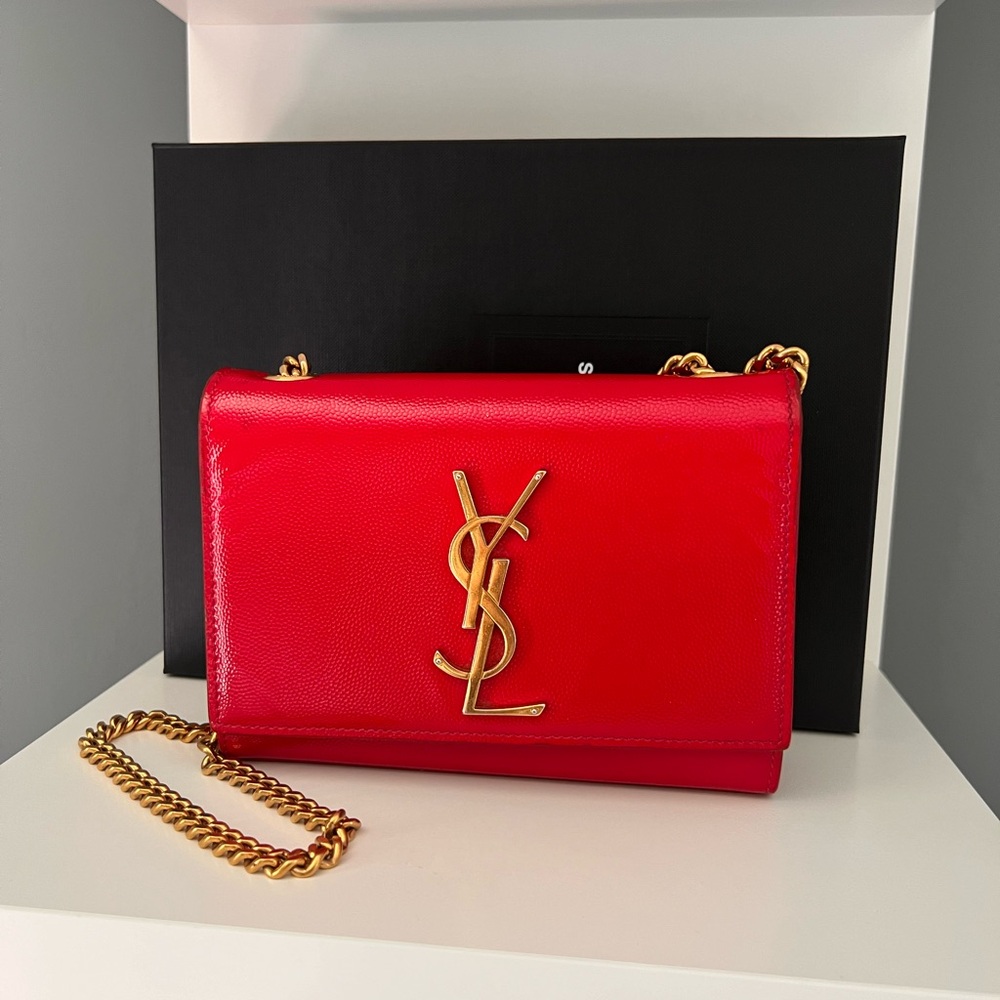 Saint Laurent Kate Chain Bag In Grain De Poudre Embossed Leather